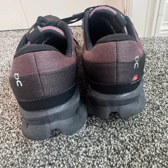 On Cloudstratus Men’s Running Shoes Size 9.5 Black Purple - Read - Picture 3 of 8